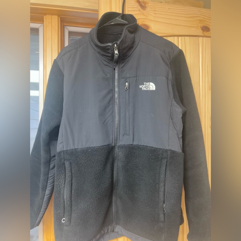 The North Face Women’s Fleece Jacket